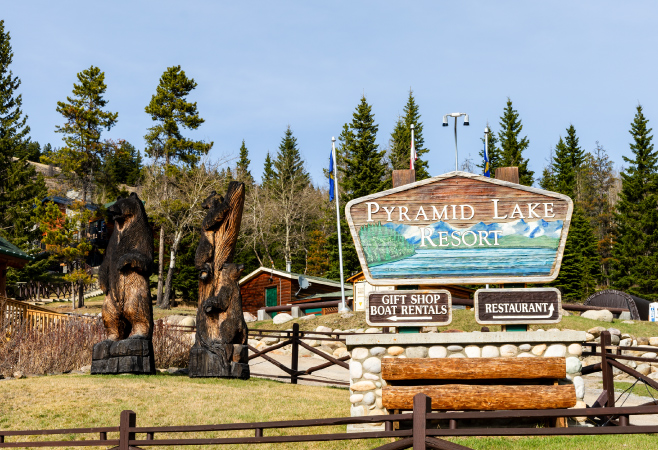 Choosing the best places to stay in Jasper national park