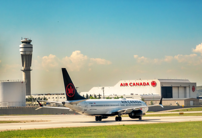 These airlines offer the most straightforward connections, often with direct flights from Australia's east coast to Vancouver.