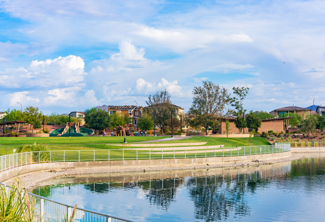Known for its peaceful ambiance and scenic views, this spacious green park centers around a large lake surrounded by trees, gardens, and shaded picnic spots