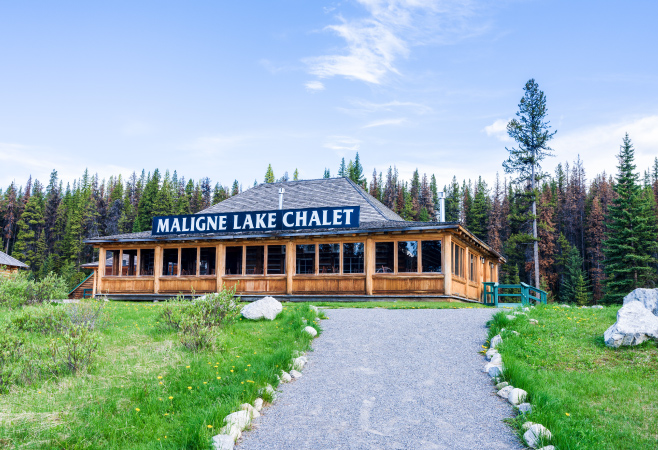 Maligne Lake Chalet and Guest House is a historic site that offers a charming visitor experience, though it does not provide the same level of luxury as Jasper Park Lodge