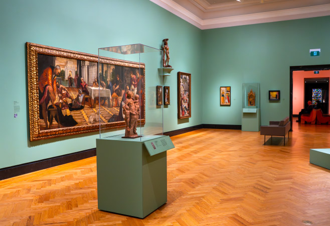 With a collection of more than 90,000 works of art, the Art Gallery of Ontario is among the most distinguished art museums in North America. With a collection of more than 90,000 works of art, the Art Gallery of Ontario is among the most distinguished art museums in North America.