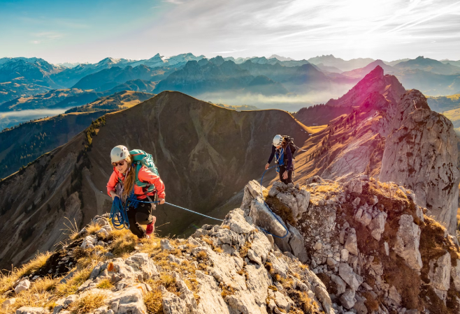 Best time to visit Canadian mountains 