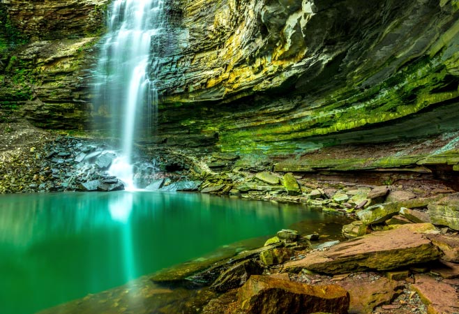 Chedoke Falls is a Ribbon Waterfall located on the east branch of the Chedoke Creek