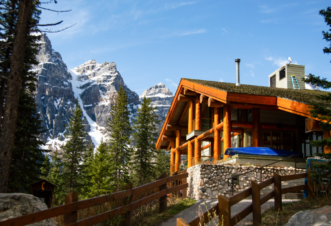 Emerald Lake Lodge offers a home-like atmosphere due to convenient features like cozy fireplace, lovely patio, and separate sitting area