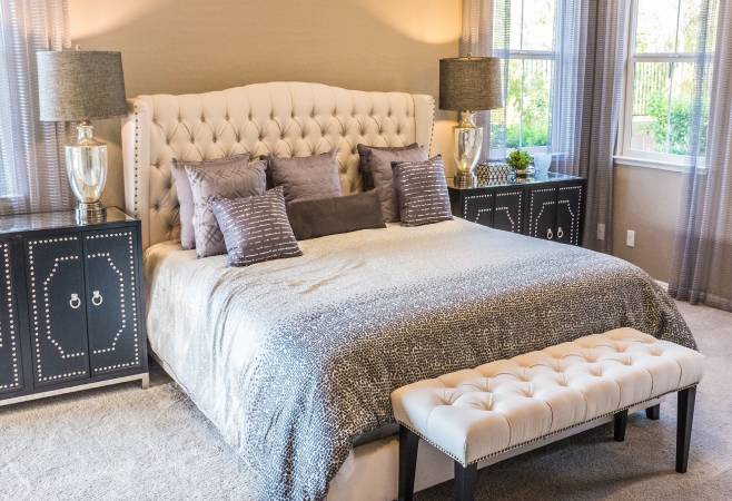 To choose the best hotel in Toronto, focus on location, budget, amenities, and guest reviews To choose the best hotel in Toronto, focus on location, budget, amenities, and guest reviews