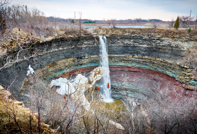Devil’s Punchbowl is a great waterfall in Ontario that must-visit Devil’s Punchbowl is a great waterfall in Ontario that must-visit