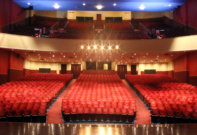 Fun, exciting, entertaining, family-friendly entertainment in Southern Alberta, Lethbridge.