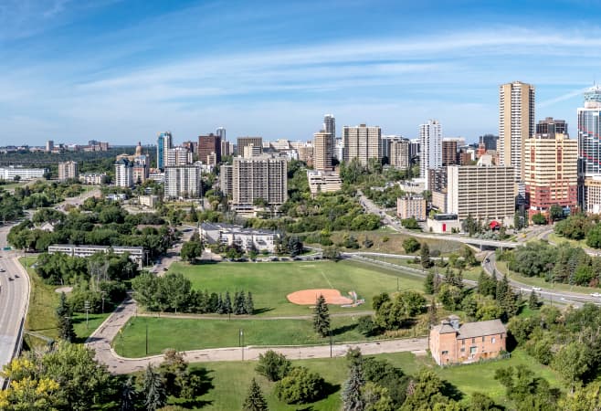 Edmonton, the capital city of Alberta, Canada, is a delightful blend of urban sophistication and stunning natural beauty Edmonton, the capital city of Alberta, Canada, is a delightful blend of urban sophistication and stunning natural beauty