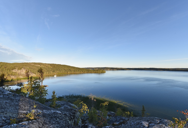 Prelude Lake Park has a scenic trail, a 16km lake with fishing, a panoramic trail, a nature trail, a beach, and is 29km east of Yellowknife.