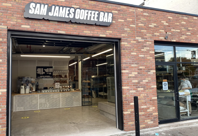 Sam James Coffee Bar, established in Toronto in 2009, is known for its dedication to quality coffee and a diverse selection of beans Sam James Coffee Bar, established in Toronto in 2009, is known for its dedication to quality coffee and a diverse selection of beans