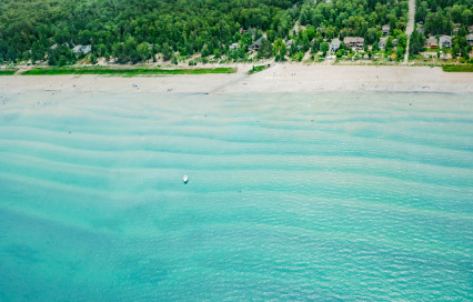 A Perfect Getaway: Your Day Trip Guide to Wasaga Beach